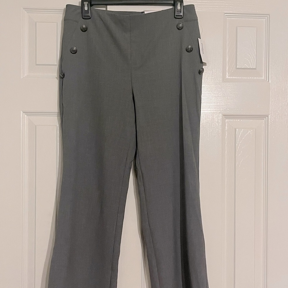 Roz & Ali Straight leg trousers.